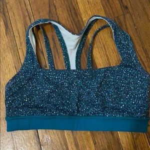 Lululemon sports bra